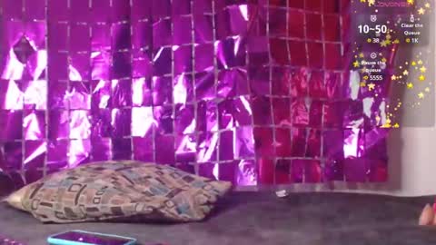 izan online show from February 28, 2:31 am