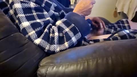 j1025402 online show from November 16, 3:03 pm