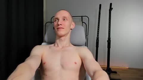 Danny online show from December 28, 5:23 am