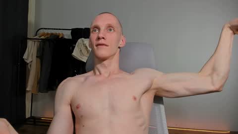 Danny online show from December 25, 1:09 pm