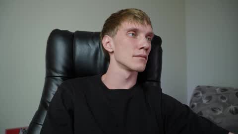 Danny online show from October 19, 8:17 am