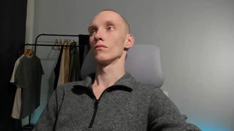 Danny online show from December 10, 5:28 am