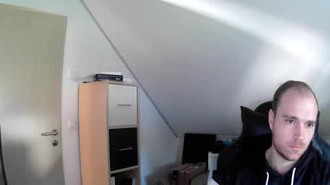 here4y online show from February 2, 12:02 pm