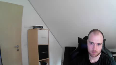 here4y online show from January 27, 11:43 am