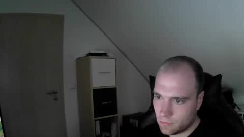 here4y online show from October 8, 12:20 pm