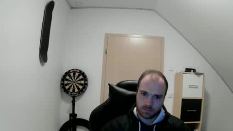 here4y online show from December 7, 9:39 am