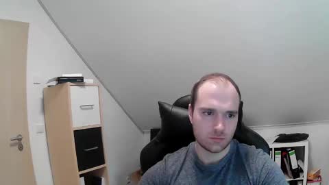 here4y online show from February 24, 9:32 am