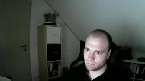 here4y online show from December 22, 11:51 am