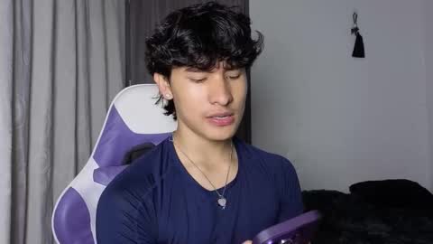 Noah online show from December 16, 2:35 pm