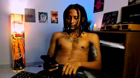 jaacksn online show from February 6, 9:22 am