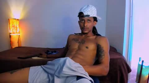 jaacksn online show from December 6, 5:11 pm