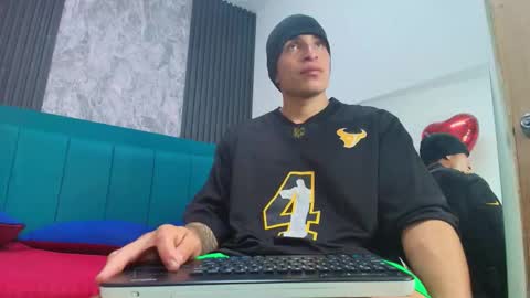 JACK PERGURTSON online show from March 3, 10:33 am