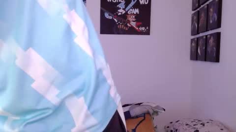 J online show from March 26, 7:51 pm