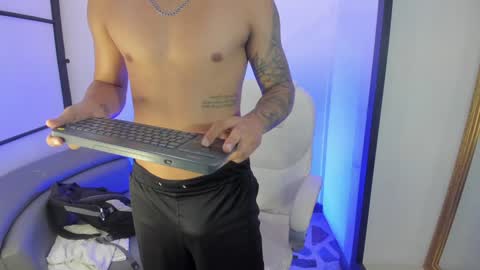 Jack White online show from January 13, 3:01 am