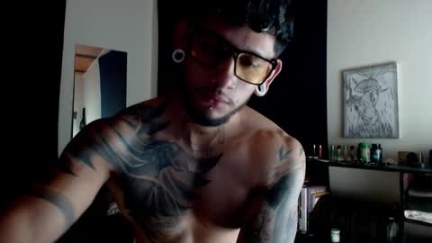 Michael Caicedo online show from February 21, 6:58 am