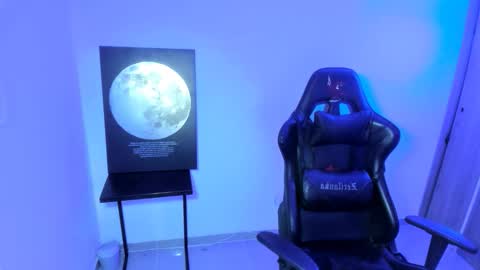 jacobb116 online show from February 28, 2:21 am