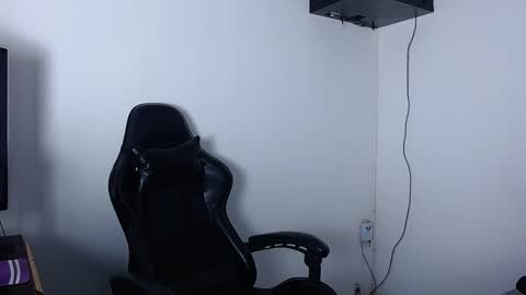 Snapshot of jacobkingd chatting on September 15, 3:52 am jacobkingd online show from September 15, 3:52 am