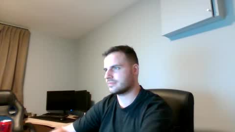 New on chat online show from June 12, 1:37 am