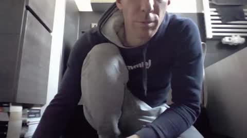 jak_81 online show from April 8, 5:51 am