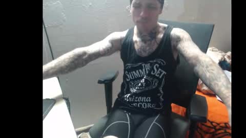 Snapshot of jake265897 chatting on October 22, 4:05 am showingitoff online show from October 22, 4:05 am