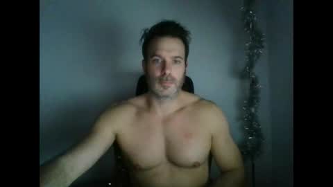 jam3s5959 online show from January 5, 9:25 pm