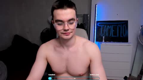 Hey there Im Jame online show from February 25, 8:32 pm