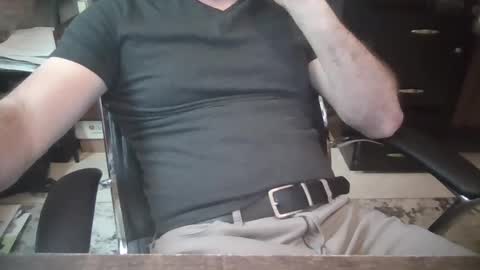 Snapshot of james484444 chatting on February 11, 7:59 pm james484444 online show from February 11, 7:59 pm
