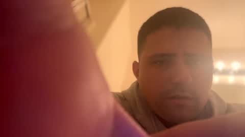 jamesdean9891 online show from December 8, 3:45 pm