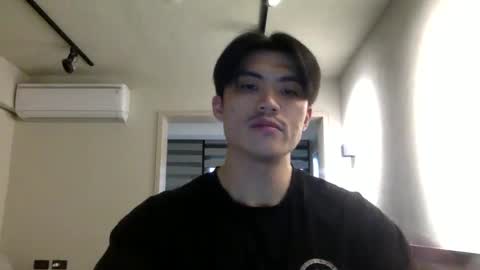 jamesmo820913 online show from February 8, 3:52 am