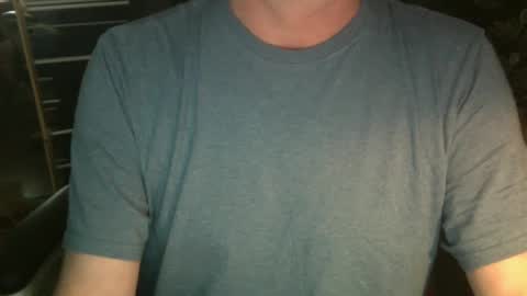 jamesray722 online show from December 20, 7:28 pm