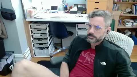 jareth_returns online show from October 26, 8:55 pm