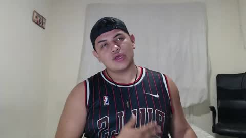 jason_boy_ online show from April 22, 5:35 am