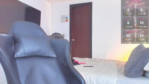 JBrooksXx online show from January 5, 6:55 pm