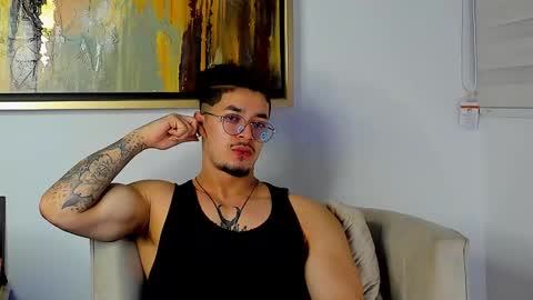 Lil Dark online show from December 5, 7:15 am