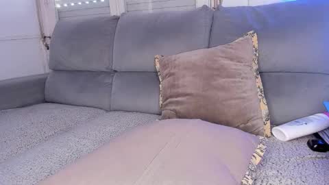 Javier  online show from February 24, 1:56 pm