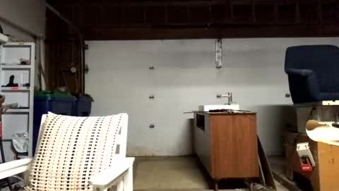 Snapshot of jawssharkparty chatting on October 3, 5:56 am Jaws online show from October 3, 5:56 am