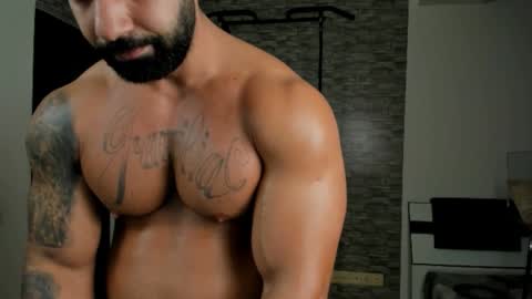 JaxonHunk online show from February 17, 11:25 pm