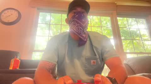 jbills910910 online show from September 19, 2:50 pm