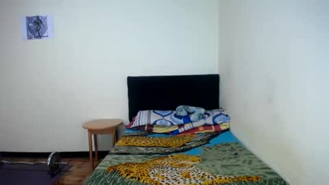 Snapshot of jboy_s chatting on March 10, 11:38 pm jboy_s online show from March 10, 11:38 pm