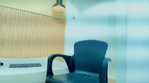 JEAN online show from March 20, 10:35 pm