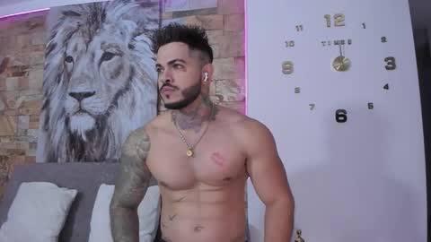 Jean  axelcrow       Modelo Independiente online show from November 21, 7:18 am