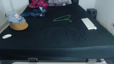 Jean Carlos online show from December 17, 8:04 pm