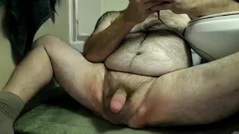 jeffery446790 online show from December 3, 9:32 pm