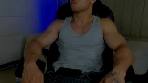 jeicob gagnon online show from December 15, 8:44 am