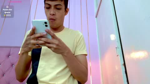  JEREMIAS  online show from March 31, 11:56 am