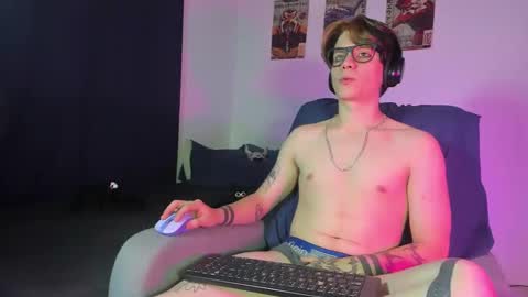 Angelo online show from October 11, 2:37 am