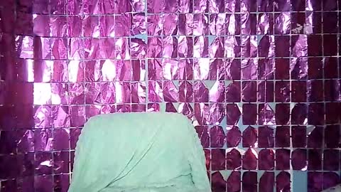 Ale online show from October 31, 12:41 pm