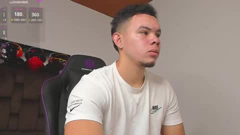 Jhonatan80  online show from March 6, 10:09 am