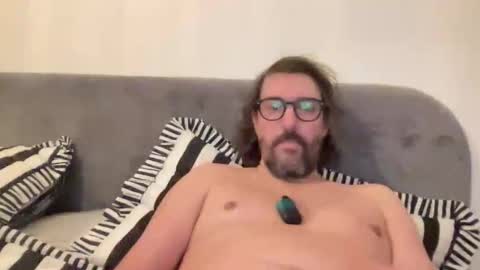 Snapshot of jimboo400 chatting on October 25, 11:12 am jimboo400 online show from October 25, 11:12 am