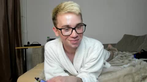 jimyti_bad_boy online show from April 24, 1:30 am